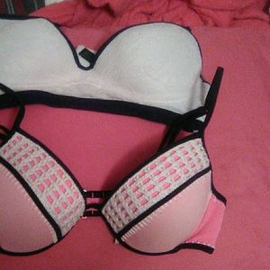 Victoria secret pushup bra and xoxo bra
